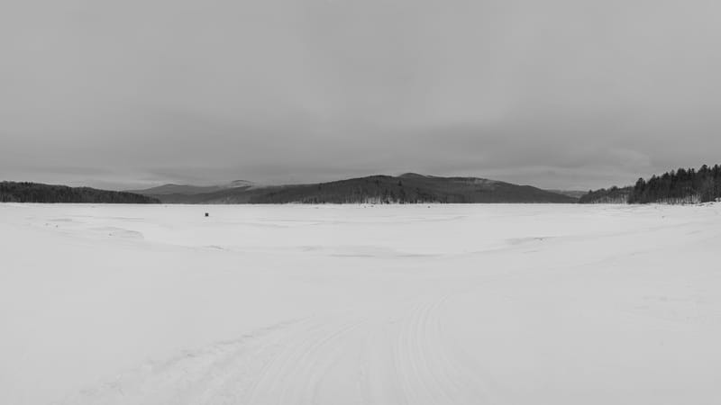 2501-01-mount-snow-070-pano