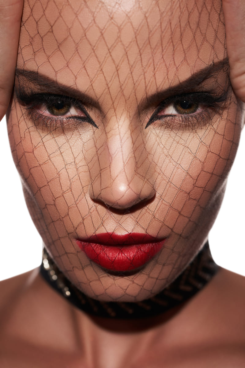 graphic-vogue-d-210308-138