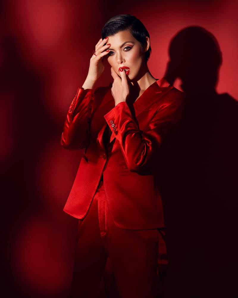 laura-petersen-harpers-vn-f1-220131-238