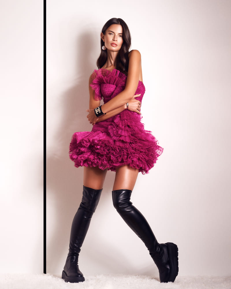 michaela-vybohova-glamour-bg-b-220814-173