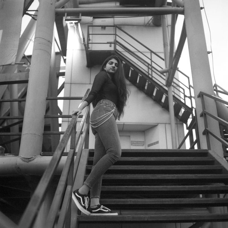 sheer-esha-181206-fm16